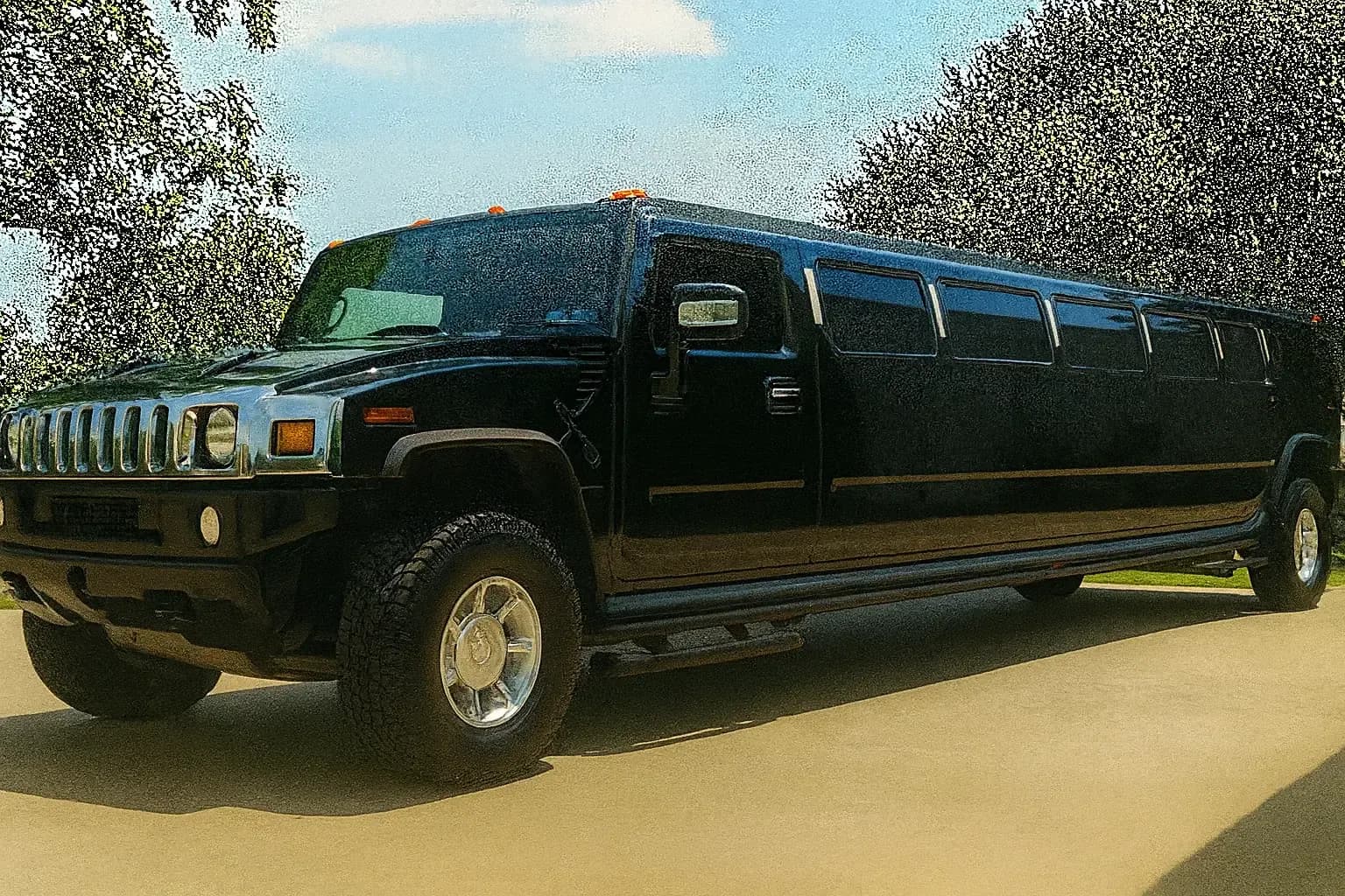 22 Passenger Limo exterior